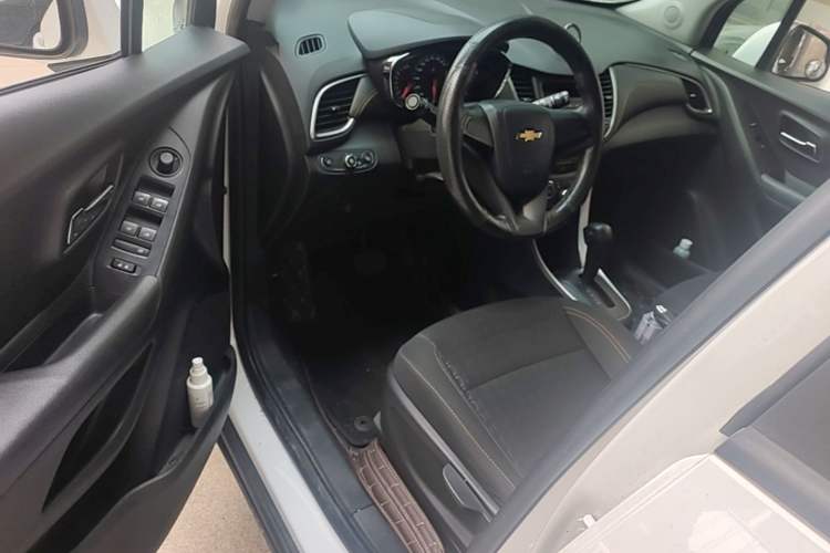 Used Chevrolet Trax 2017 1.4T Automatic Two-Wheel Drive Comfort Version Driver Seat