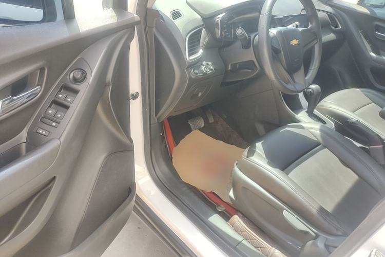 Used Chevrolet Trax 2017 1.4T Automatic Two-Wheel Drive Comfort Version Driver Seat