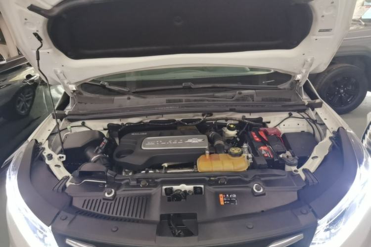 Used Chevrolet Trax 2017 1.4T Automatic Two-Wheel Drive Comfort Version Engine Bay