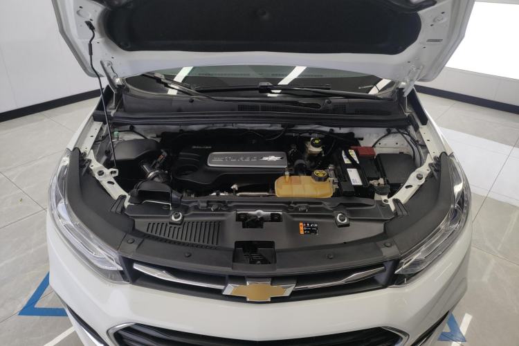 Used Chevrolet Trax 2017 1.4T Automatic Two-Wheel Drive Luxury Version Engine Bay