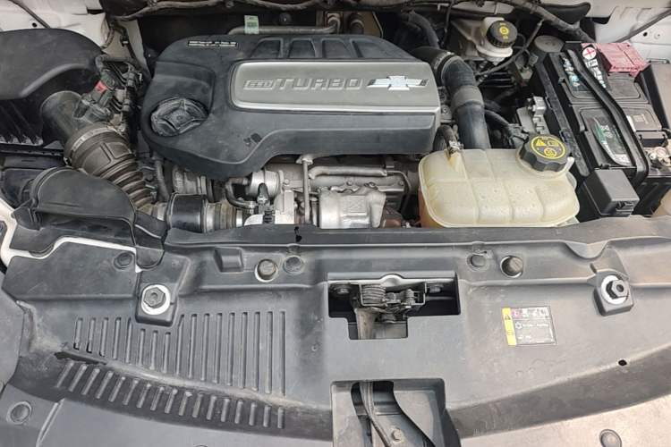 Used Chevrolet Trax 2017 1.4T Automatic Two-Wheel Drive Comfort Version Engine Bay