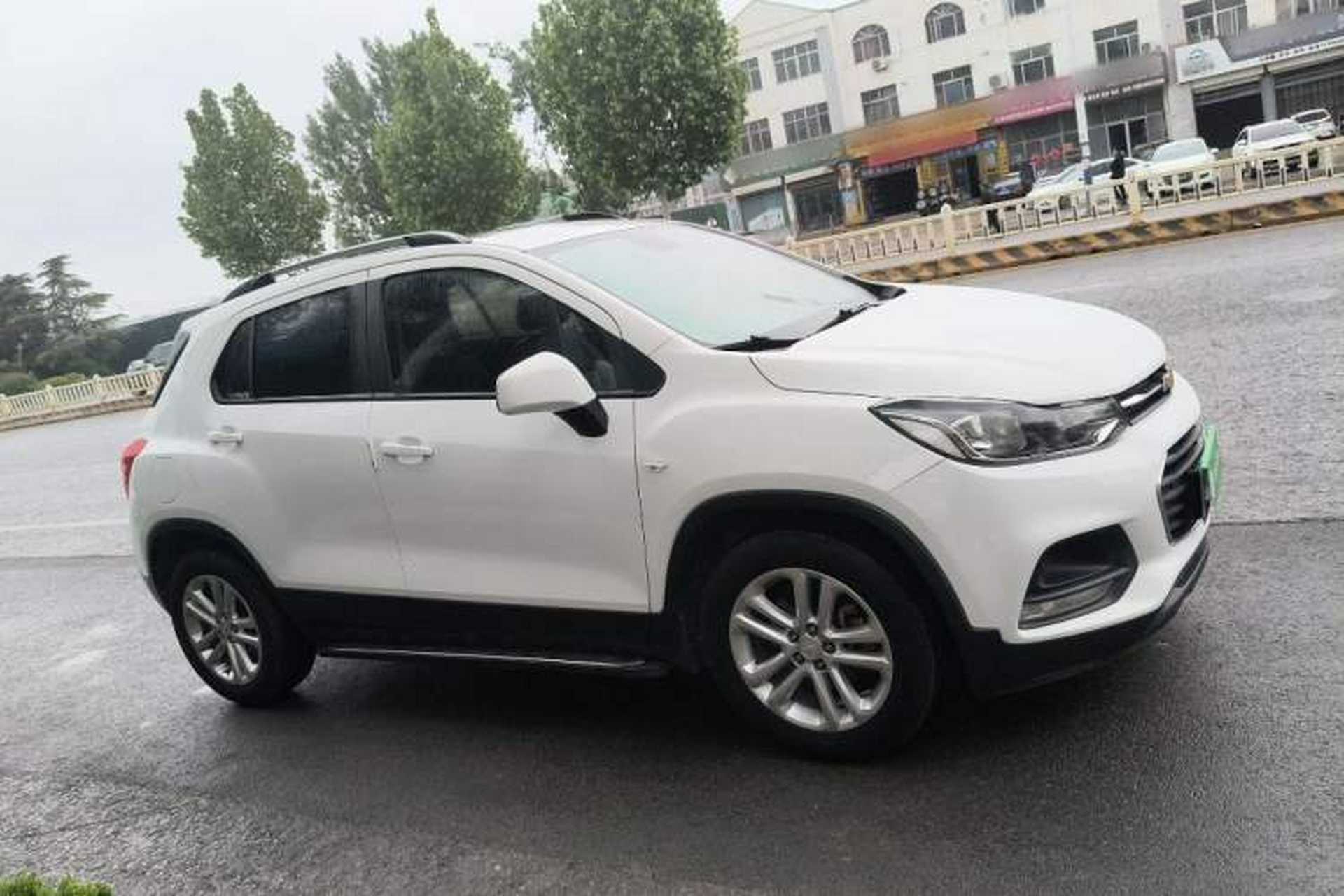 Used Chevrolet Trax 2017 1.4T Automatic Two-Wheel Drive Comfort Version Exterior 2