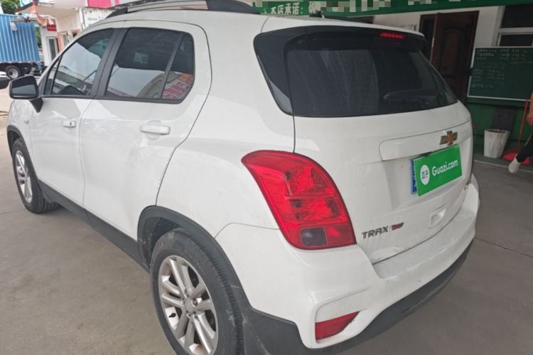 Used Chevrolet Trax 2017 1.4T Automatic Two-Wheel Drive Comfort Version Exterior 2