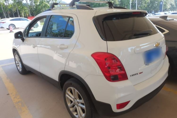 Used Chevrolet Trax 2017 1.4T Automatic Two-Wheel Drive Comfort Version Exterior 2