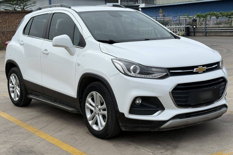 Used Chevrolet Trax 2017 1.4T Automatic Two-Wheel Drive Luxury Version Exterior 2