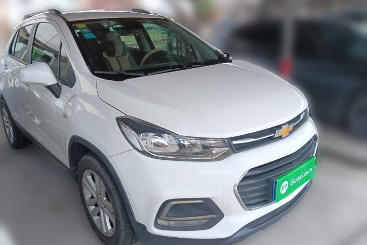 Used Chevrolet Trax 2017 1.4T Automatic Two-Wheel Drive Comfort Version Exterior 2