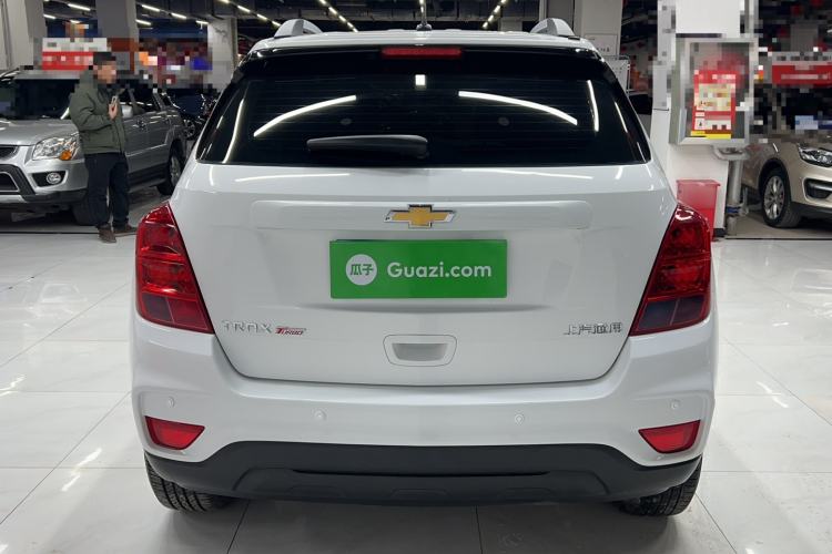 Used Chevrolet Trax 2017 1.4T Manual Two-Wheel Drive Comfort Model Exterior 4