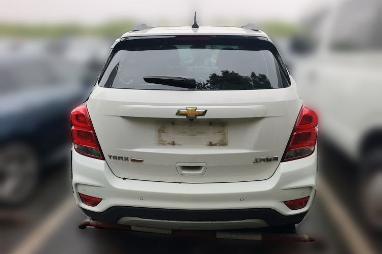 Used Chevrolet Trax 2017 1.4T Automatic Two-Wheel Drive Luxury Version Exterior 4