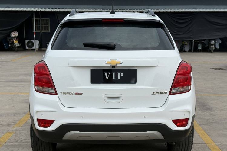 Used Chevrolet Trax 2017 1.4T Automatic Two-Wheel Drive Luxury Version Exterior 4