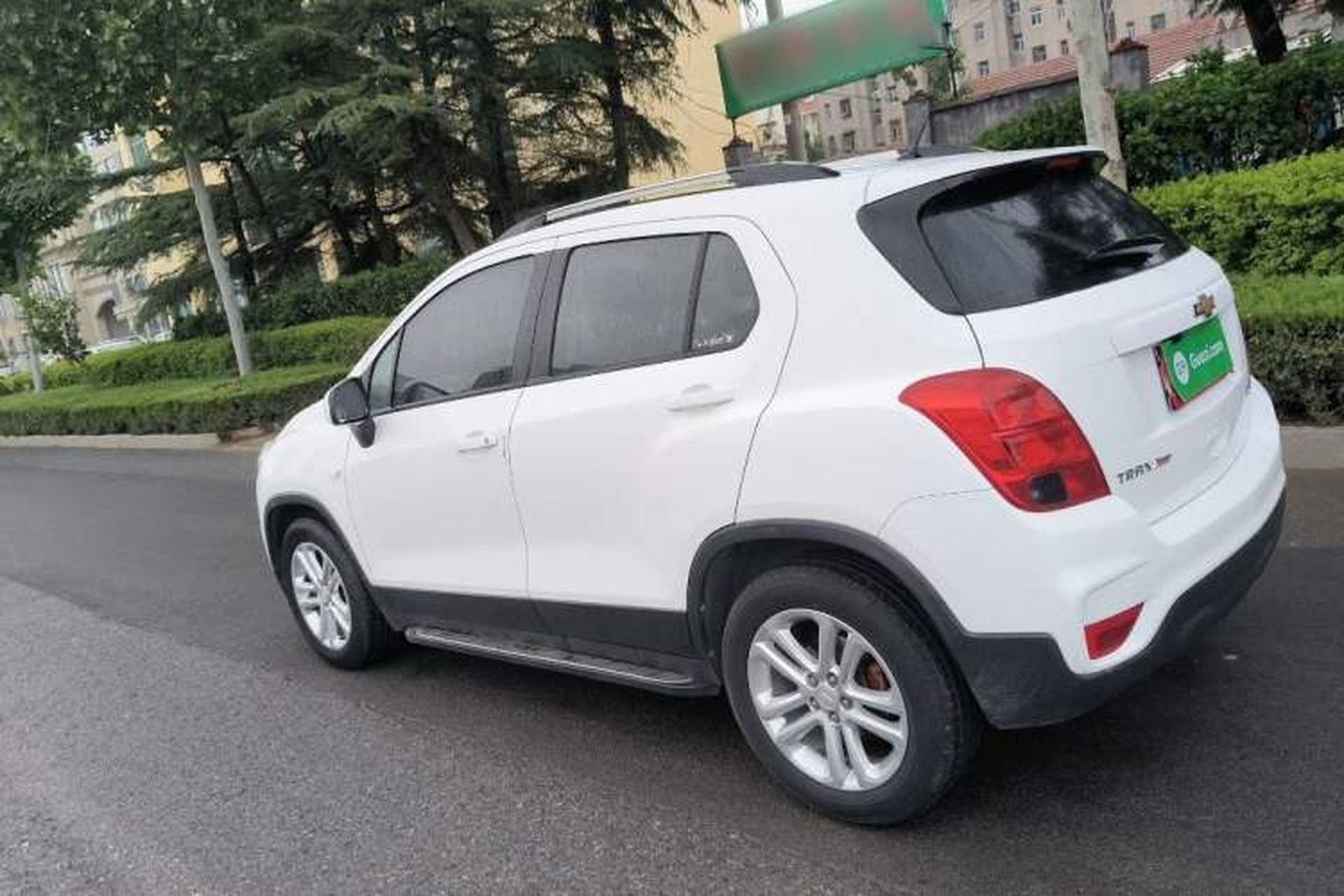 Used Chevrolet Trax 2017 1.4T Automatic Two-Wheel Drive Comfort Version Exterior 5