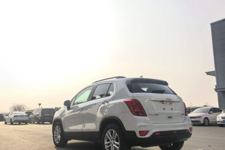 Used Chevrolet Trax 2017 1.4T Manual Two-Wheel Drive Comfort Model Exterior 6