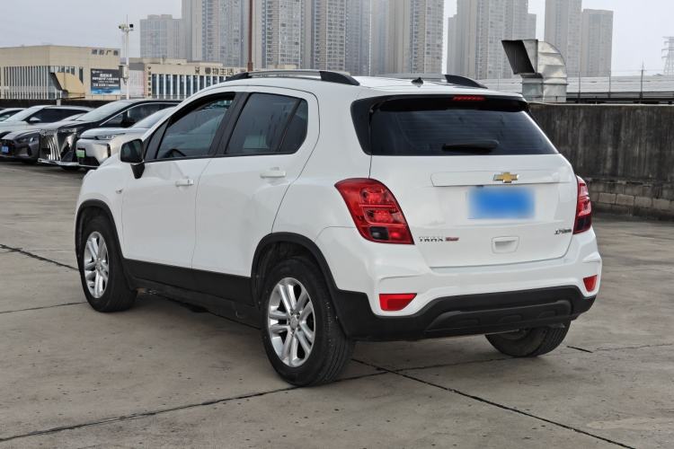 Used Chevrolet Trax 2017 1.4T Automatic Two-Wheel Drive Comfort Version Exterior 6