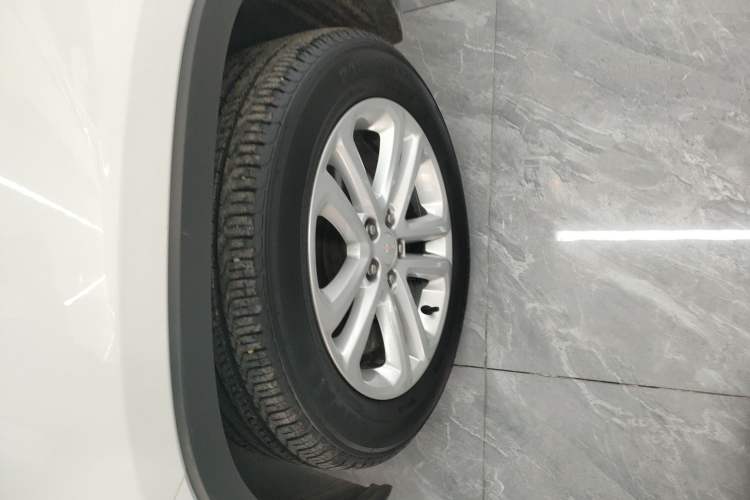 Used Chevrolet Trax 2017 1.4T Automatic Two-Wheel Drive Comfort Version Exterior 7