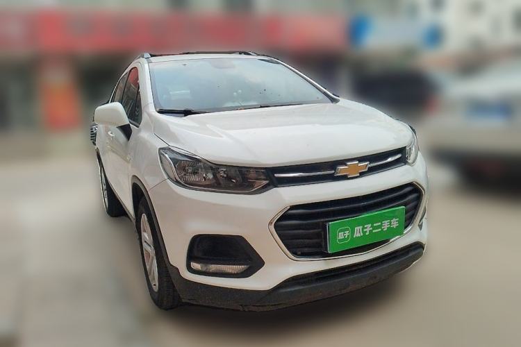 Used Chevrolet Trax 2017 1.4T Automatic Two-Wheel Drive Comfort Version Front Right 45 Deg
