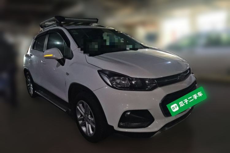 Used Chevrolet Trax 2017 1.4T Automatic Two-Wheel Drive Comfort Version Front Right 45 Deg