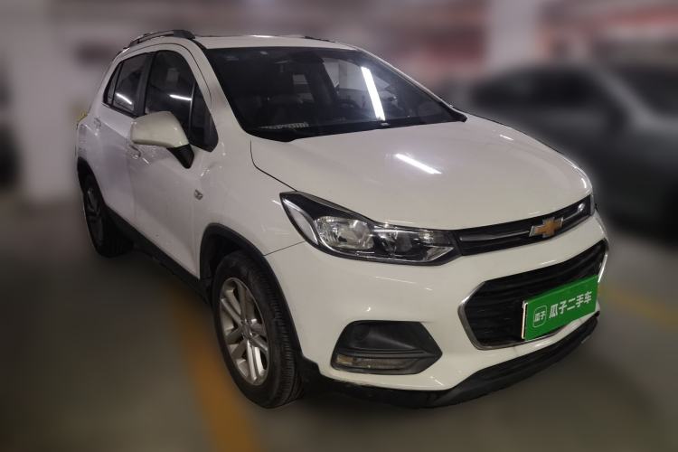 Used Chevrolet Trax 2017 1.4T Automatic Two-Wheel Drive Comfort Version Front Right 45 Deg