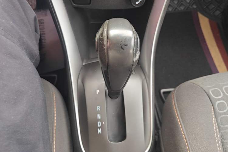 Used Chevrolet Trax 2017 1.4T Automatic Two-Wheel Drive Comfort Version Gear Lever