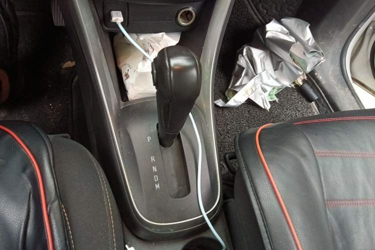 Used Chevrolet Trax 2017 1.4T Automatic Two-Wheel Drive Comfort Version Gear Lever