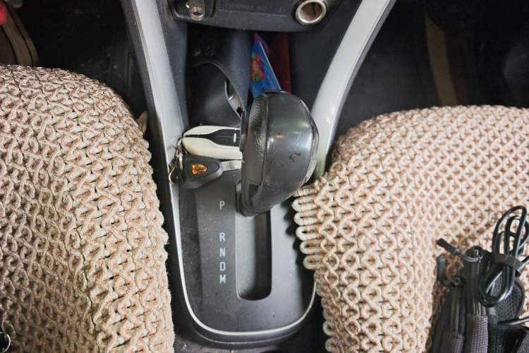 Used Chevrolet Trax 2017 1.4T Automatic Two-Wheel Drive Comfort Version Gear Lever