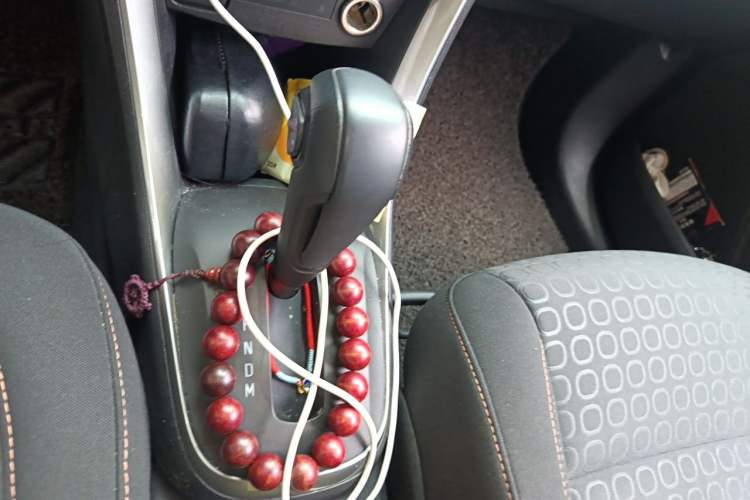 Used Chevrolet Trax 2017 1.4T Automatic Two-Wheel Drive Comfort Version Gear Lever
