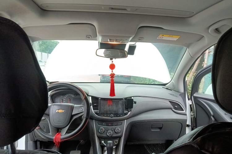 Used Chevrolet Trax 2017 1.4T Automatic Two-Wheel Drive Comfort Version Headliner
