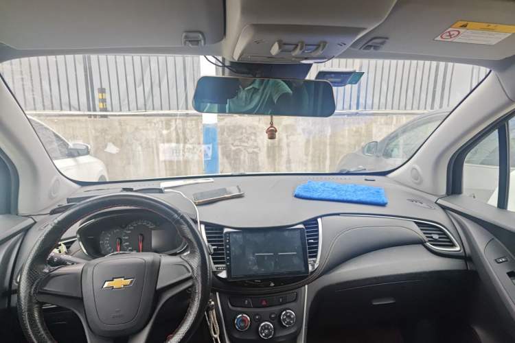 Used Chevrolet Trax 2017 1.4T Automatic Two-Wheel Drive Comfort Version Headliner