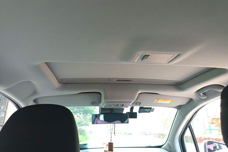 Used Chevrolet Trax 2017 1.4T Automatic Two-Wheel Drive Comfort Version Headliner