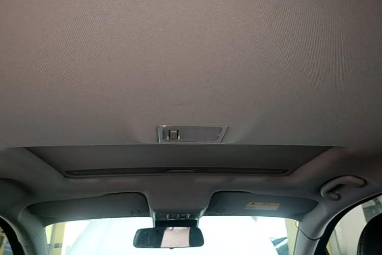 Used Chevrolet Trax 2017 1.4T Automatic Two-Wheel Drive Comfort Version Headliner