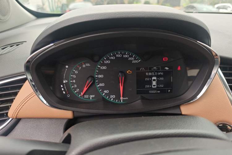 Used Chevrolet Trax 2017 1.4T Automatic All-Wheel-Drive Flagship Model Instrument Cluster