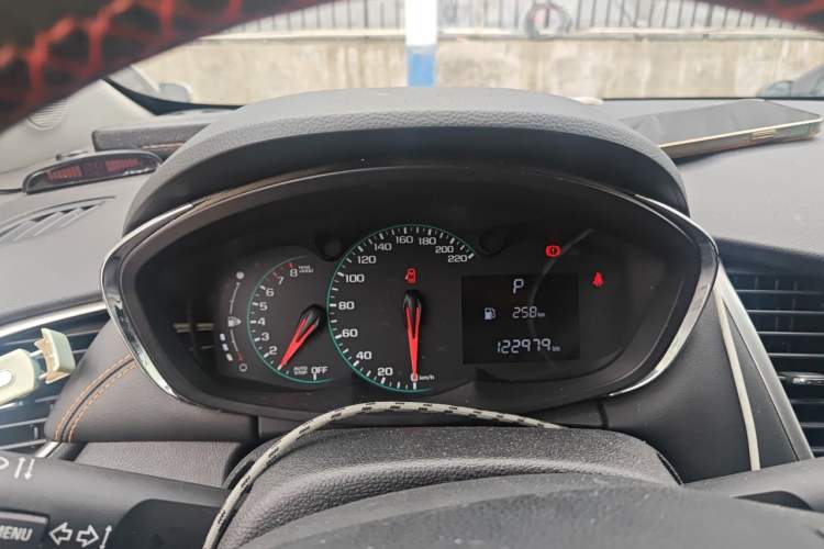 Used Chevrolet Trax 2017 1.4T Automatic Two-Wheel Drive Comfort Version Instrument Cluster