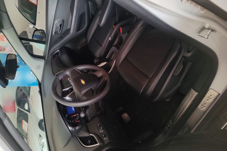 Used Chevrolet Trax 2017 1.4T Automatic Two-Wheel Drive Comfort Version Interior 1