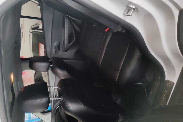 Used Chevrolet Trax 2017 1.4T Automatic Two-Wheel Drive Comfort Version Interior 2