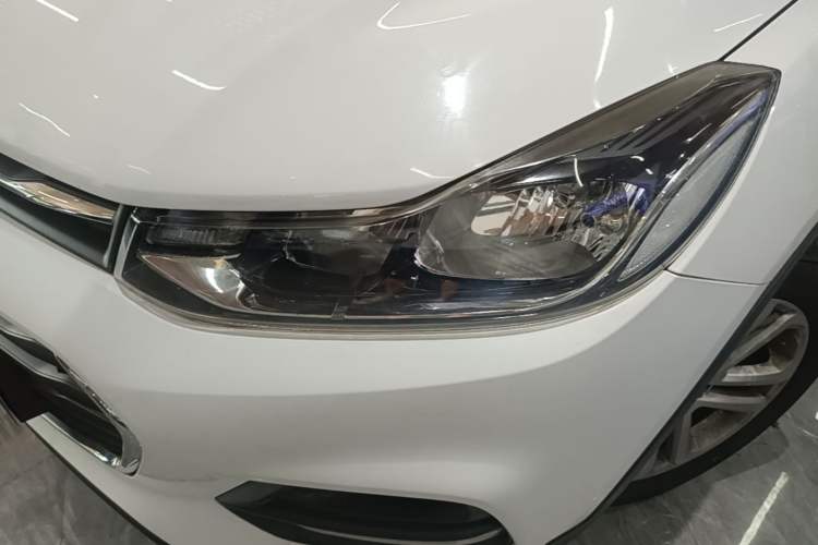 Used Chevrolet Trax 2017 1.4T Manual Two-Wheel Drive Comfort Model Left Front Headlight