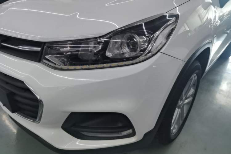 Used Chevrolet Trax 2017 1.4T Automatic Two-Wheel Drive Comfort Version Left Front Headlight