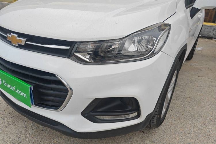 Used Chevrolet Trax 2017 1.4T Automatic Two-Wheel Drive Comfort Version Left Front Headlight