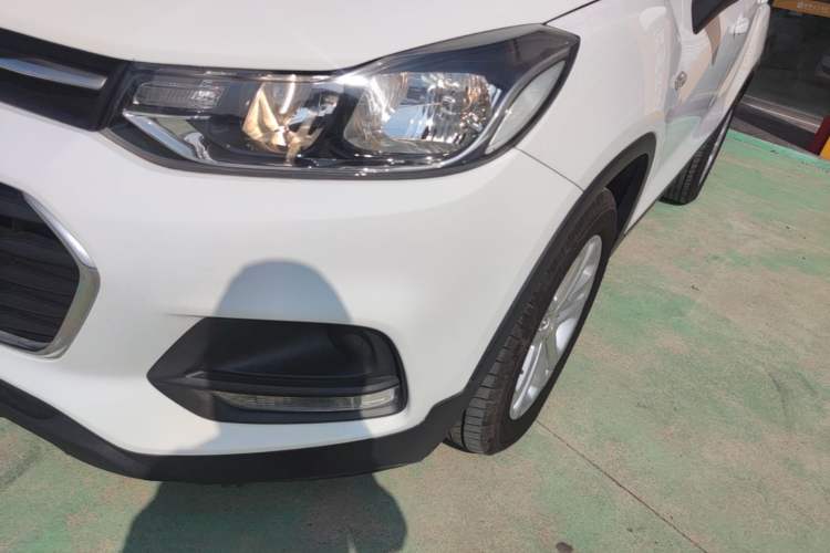 Used Chevrolet Trax 2017 1.4T Automatic Two-Wheel Drive Comfort Version Left Front Headlight