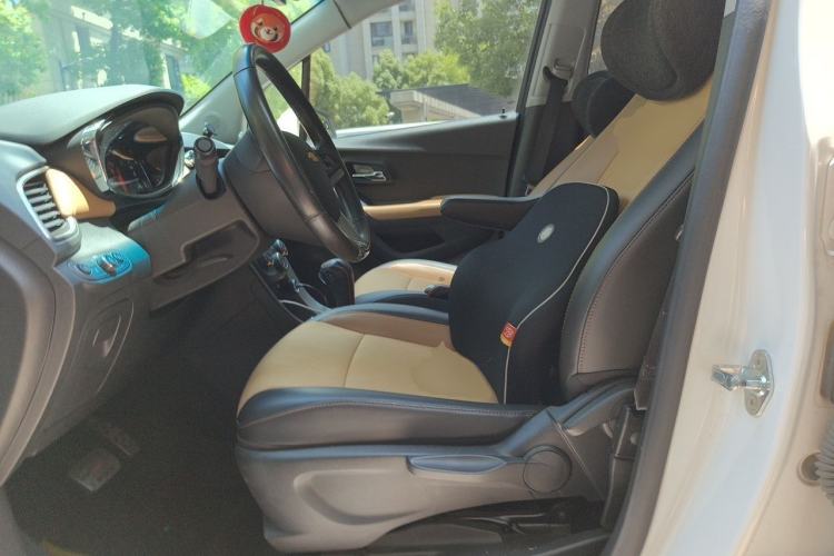 Used Chevrolet Trax 2017 1.4T Automatic Two-Wheel Drive Luxury Version Left Front Seat