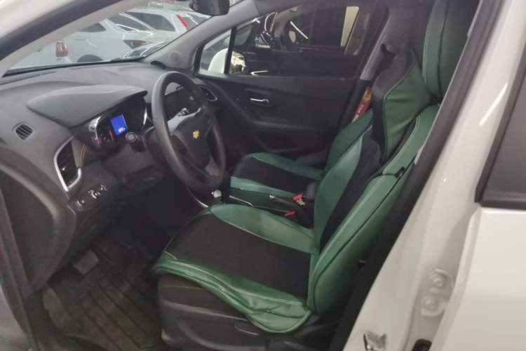 Used Chevrolet Trax 2017 1.4T Automatic Two-Wheel Drive Comfort Version Left Front Seat
