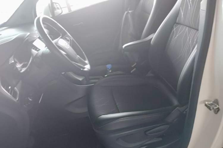 Used Chevrolet Trax 2017 1.4T Automatic Two-Wheel Drive Luxury Version Left Front Seat
