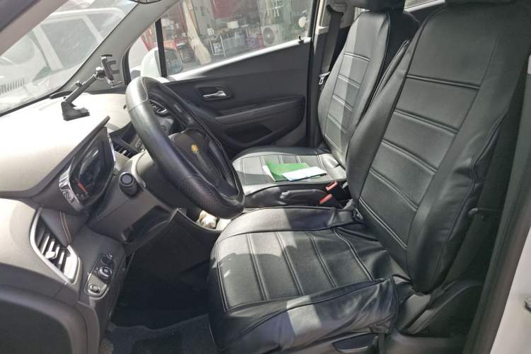 Used Chevrolet Trax 2017 1.4T Automatic Two-Wheel Drive Comfort Version Left Front Seat