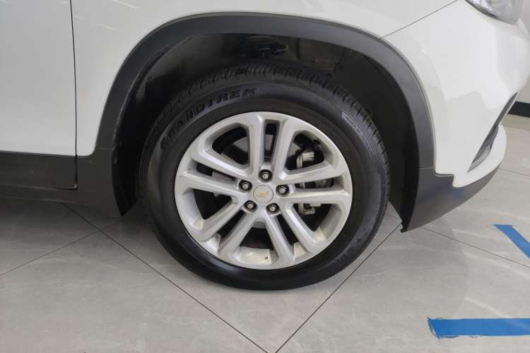 Used Chevrolet Trax 2017 1.4T Automatic Two-Wheel Drive Luxury Version Left Front Wheel Hub