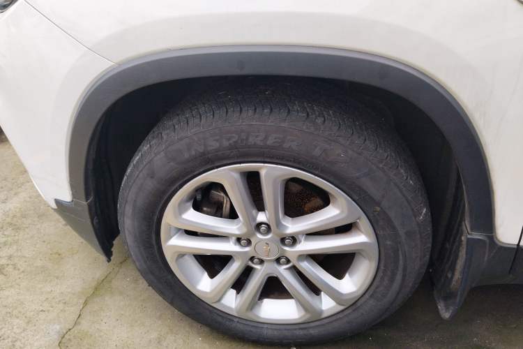 Used Chevrolet Trax 2017 1.4T Manual Two-Wheel Drive Comfort Model Left Front Wheel Hub