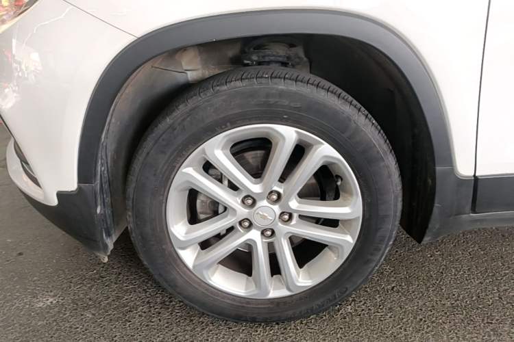 Used Chevrolet Trax 2017 1.4T Automatic Two-Wheel Drive Comfort Version Left Front Wheel Hub
