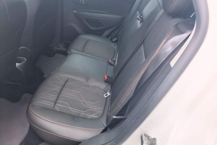 Used Chevrolet Trax 2017 1.4T Automatic Two-Wheel Drive Luxury Version Left Rear Seat