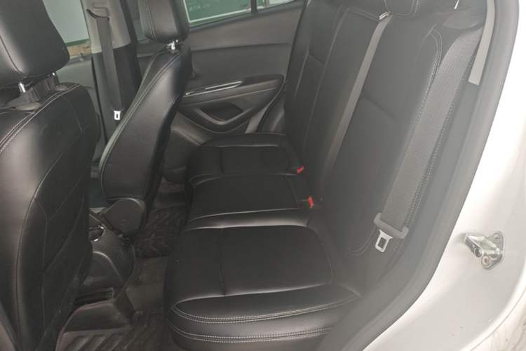 Used Chevrolet Trax 2017 1.4T Automatic Two-Wheel Drive Comfort Version Left Rear Seat