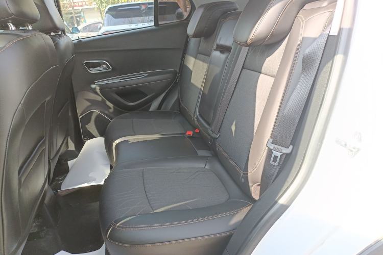 Used Chevrolet Trax 2017 1.4T Automatic Two-Wheel Drive Luxury Version Left Rear Seat