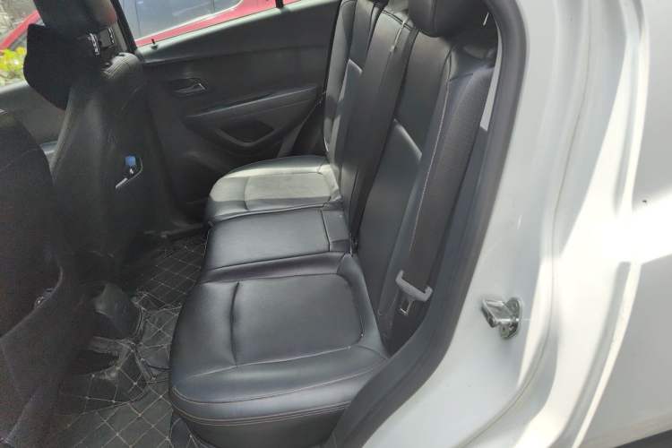 Used Chevrolet Trax 2017 1.4T Automatic Two-Wheel Drive Comfort Version Left Rear Seat
