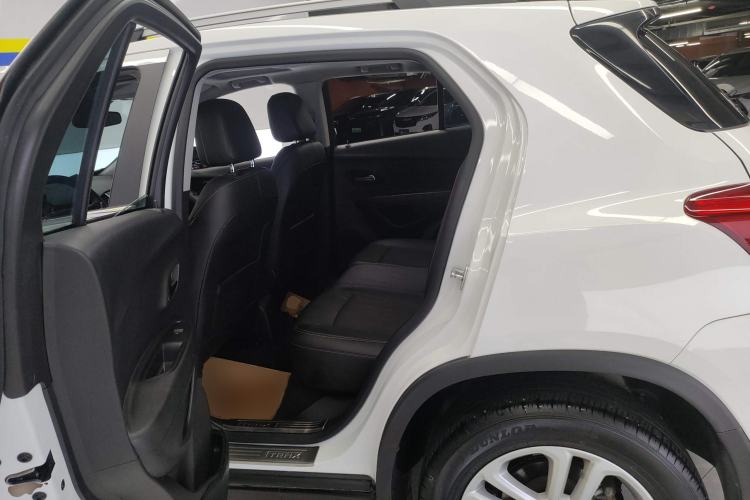 Used Chevrolet Trax 2017 1.4T Automatic Two-Wheel Drive Luxury Version Left Rear Seat