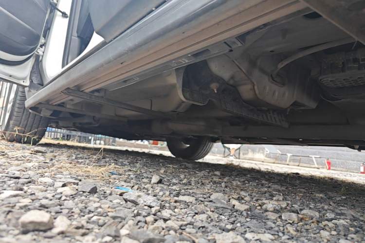 Used Chevrolet Trax 2017 1.4T Automatic Two-Wheel Drive Comfort Version Left Side Sill