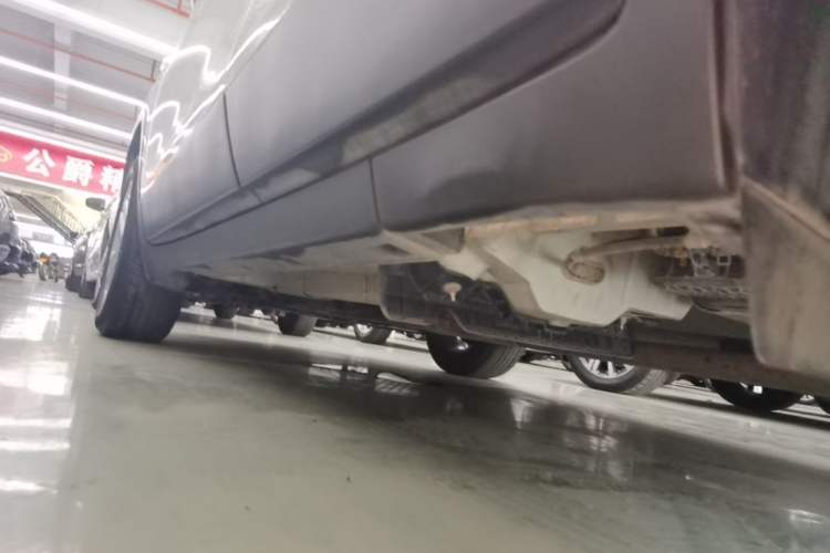 Used Chevrolet Trax 2017 1.4T Automatic Two-Wheel Drive Comfort Version Left Side Sill
